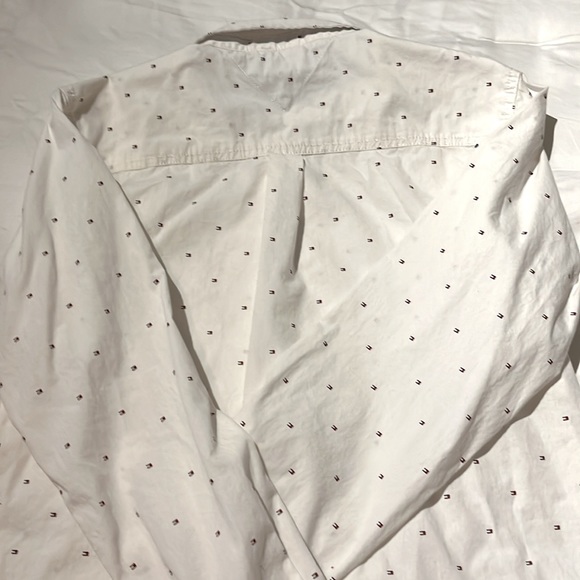 Tommy Hilfiger Shirt Bundle - Picture 5 of 9